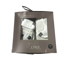 Goumi Baby Mitts and Boots Gift Set 0-3M White Moon Star Print Organic Neutral
