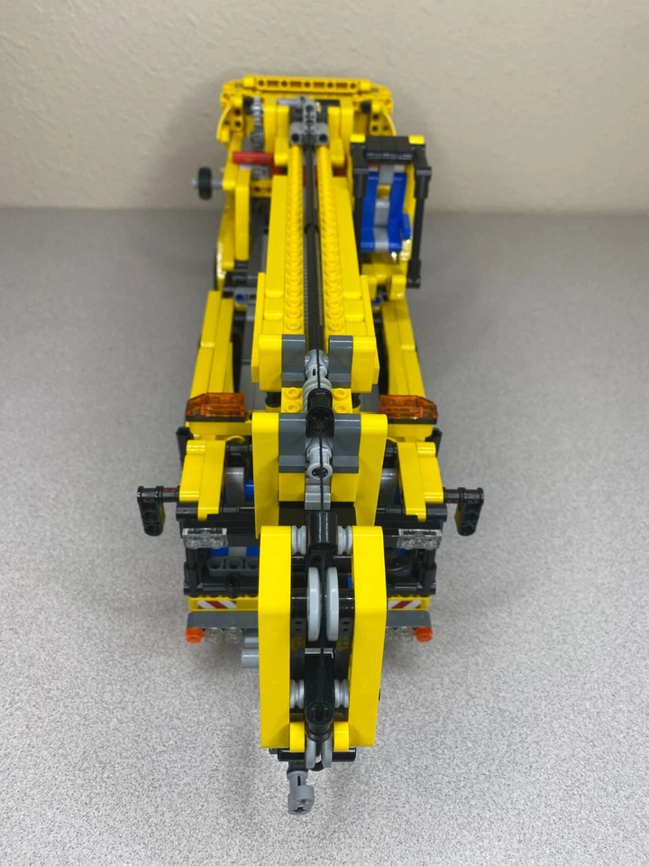 Lego 8053 Technic guindaste móvel sem instruções 2010 - Imagem 3 de 4