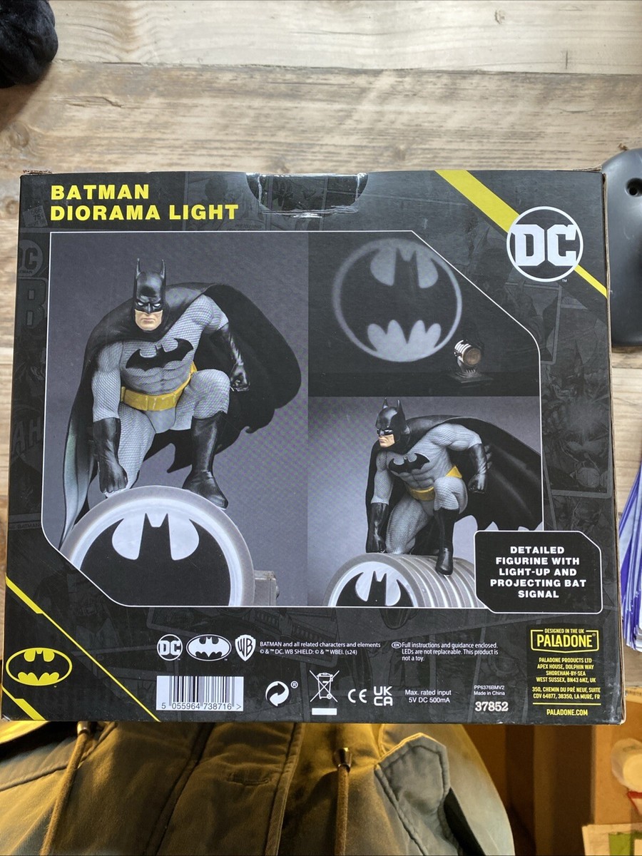 Superhero Room Decor Batman Figurine LED Light - 27
