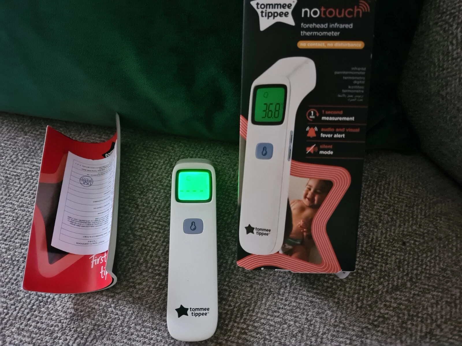Tommee Tippee NoTouch Infrared Forehead Digital Baby Thermometer-New Damaged Box