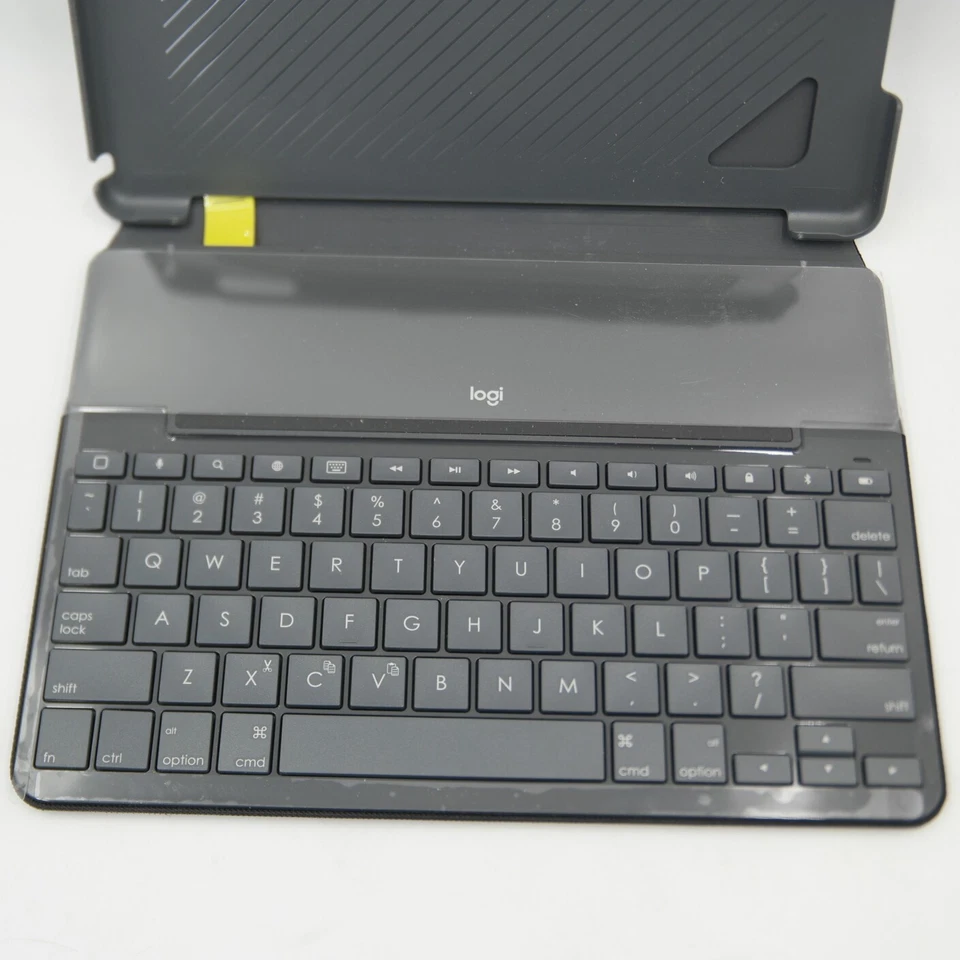 Logitech Slim Folio Case with Integrated Bluetooth Keyboard For iPad 9.7in Gray - Image 2 of 4