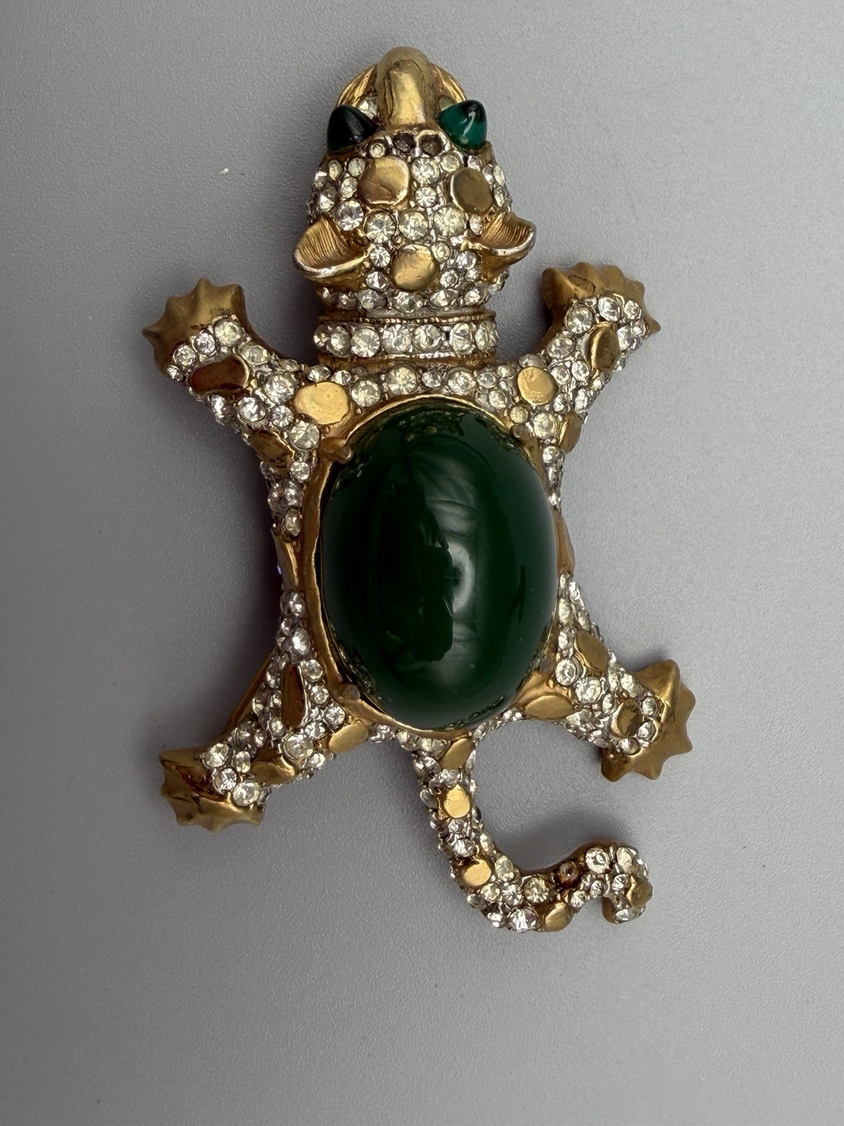 KJL Kenneth Jay Lane Cat Brooch Green Cabochon Rh… - image 3