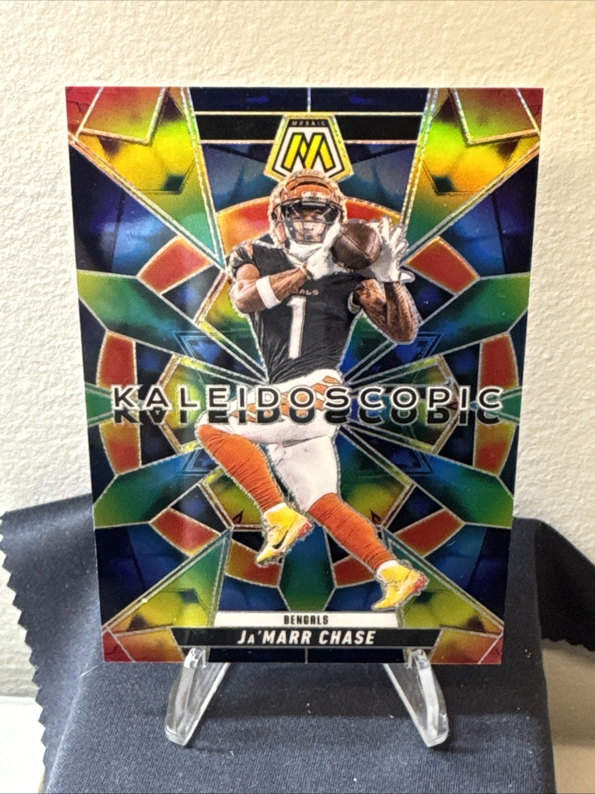 2025 Mosaic Kaleidoscopic Ja'marr Chase Bengals SSP Case Hit