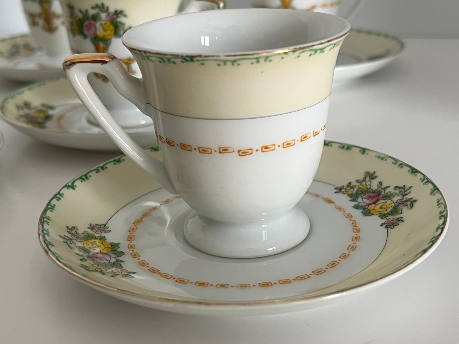 Vintage Porcelain Mini Tea Cups & Saucers JAPAN Set of 8