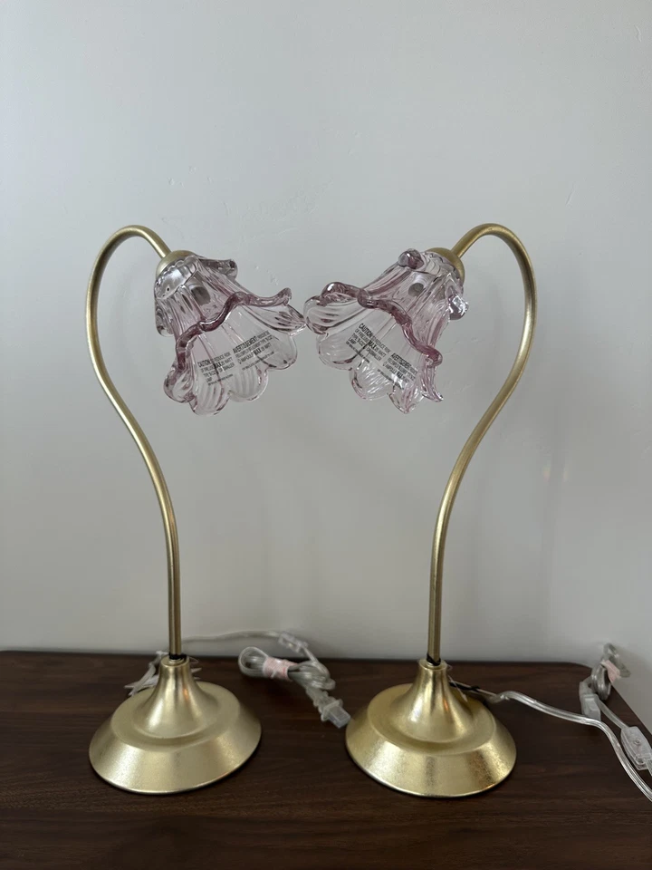 Karma Home Viral TikTok Pink Flower Lamp Single Lamp - Image 4 of 4