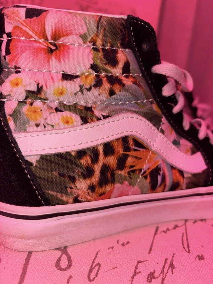 Vans Off the Wall Sk8-Hi Black Hawaiian Floral High Top Sneakers – Women’s 7.5 - Image 2 of 4