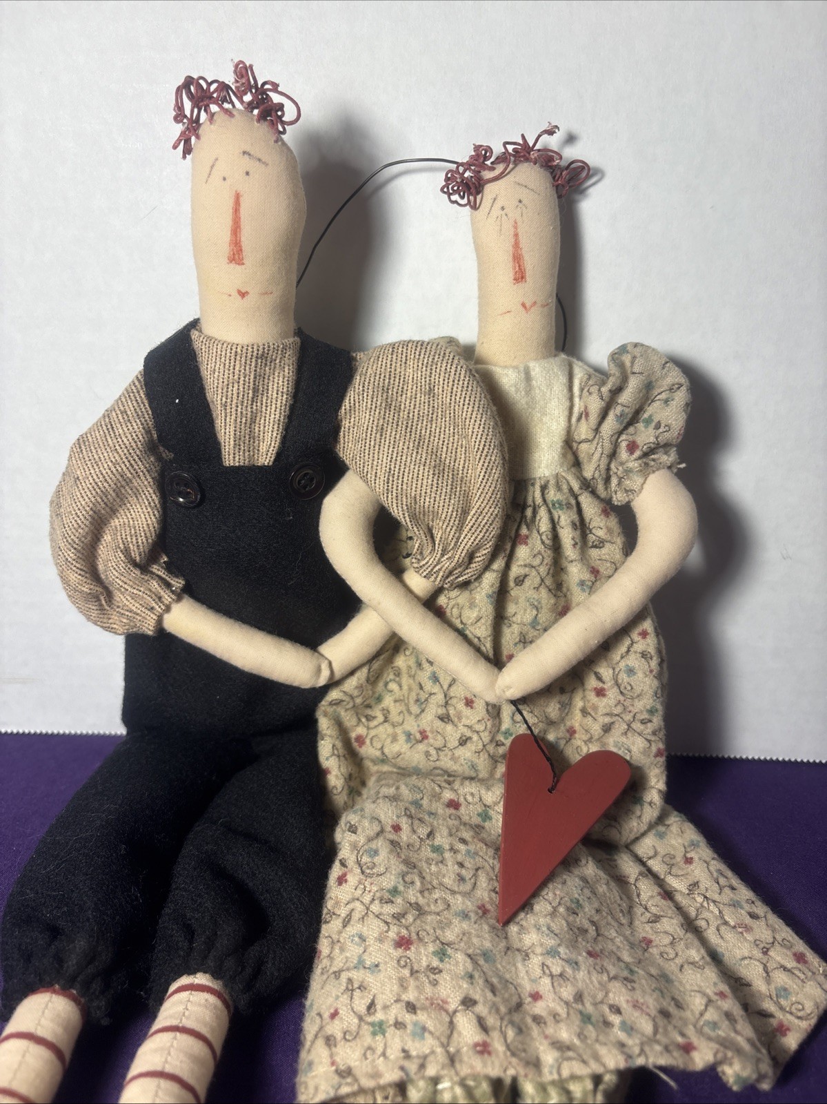 Primitive Boy & Girl Arm In Arm With Heart Dolls Fabric Wall Hangers