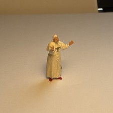 Preiser 1:87 / H0   #28060  Figur  Papst Benedikt XVI.    ohne OVP   EMA56