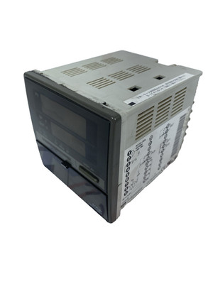 Yamatake SDC31 C315GA000500 Temperature Controller Overnight Shipping Available