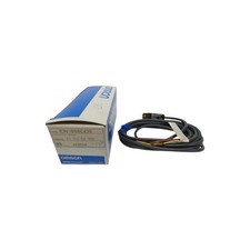 OMRON E3V-DS8C43S 12-24VDC NSMP