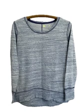 Xersion Shirt Womens size Medium Blue Relaxed Fit Long Sleeve (Shi1452Aa)