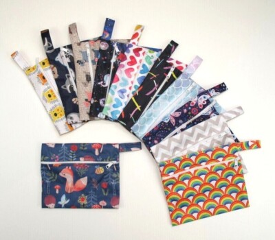 Kleine Nasstasche für wiederverwendbare Brustpolster, Tücher, Tuchpolster, ALLE NEUEN DESIGNS! *UK*