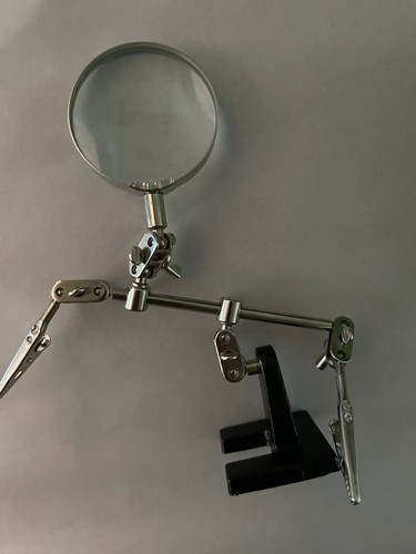 Aiuto a mano con vetro di ingrandimento JM501 - Foto 2 di 4