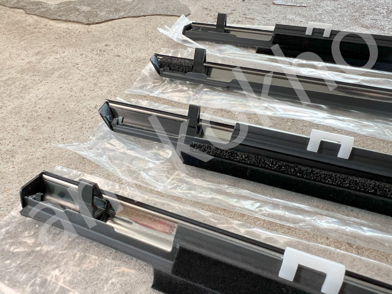 02-06 Genuine for Toyota Camry ACV30 chrome door belt molding weatherstrip seal