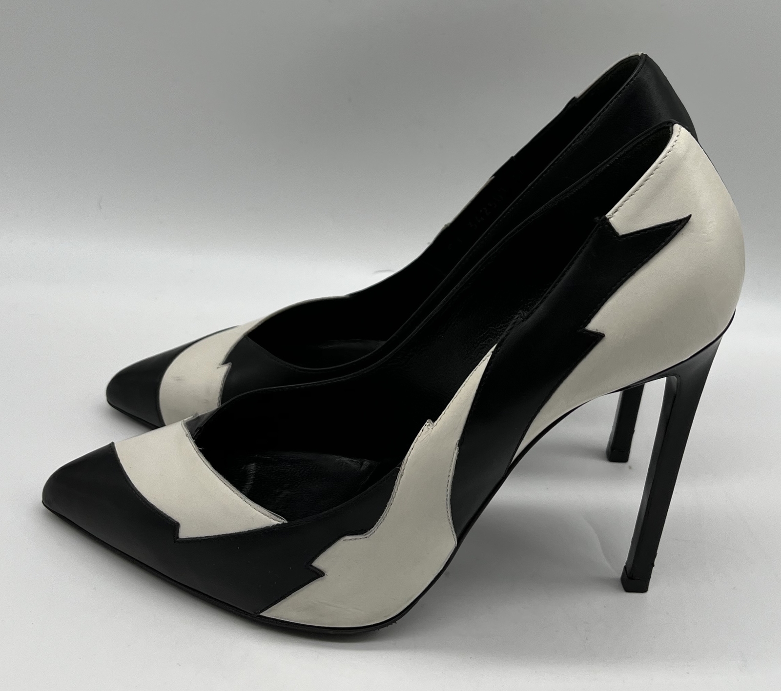 Pompa punta a punta ""Janis Flash"" in pelle nera Saint Laurent taglia 36 5