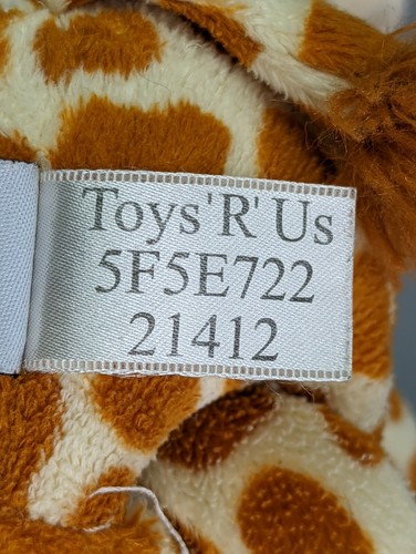FAO Schwarz Tug a Lug Giraffe 8” Plush Long Arms Stuffed Animal 2011 Toys R Us - Picture 9 of 9