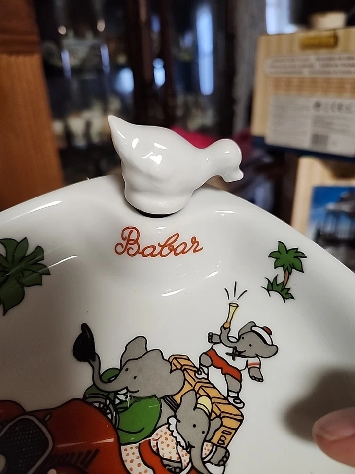 Vintage Philippe Deshoulieres Babar Kind Baby Wärmeplatte mit Stopfen Schale Frankreich  - Bild 2 von 4