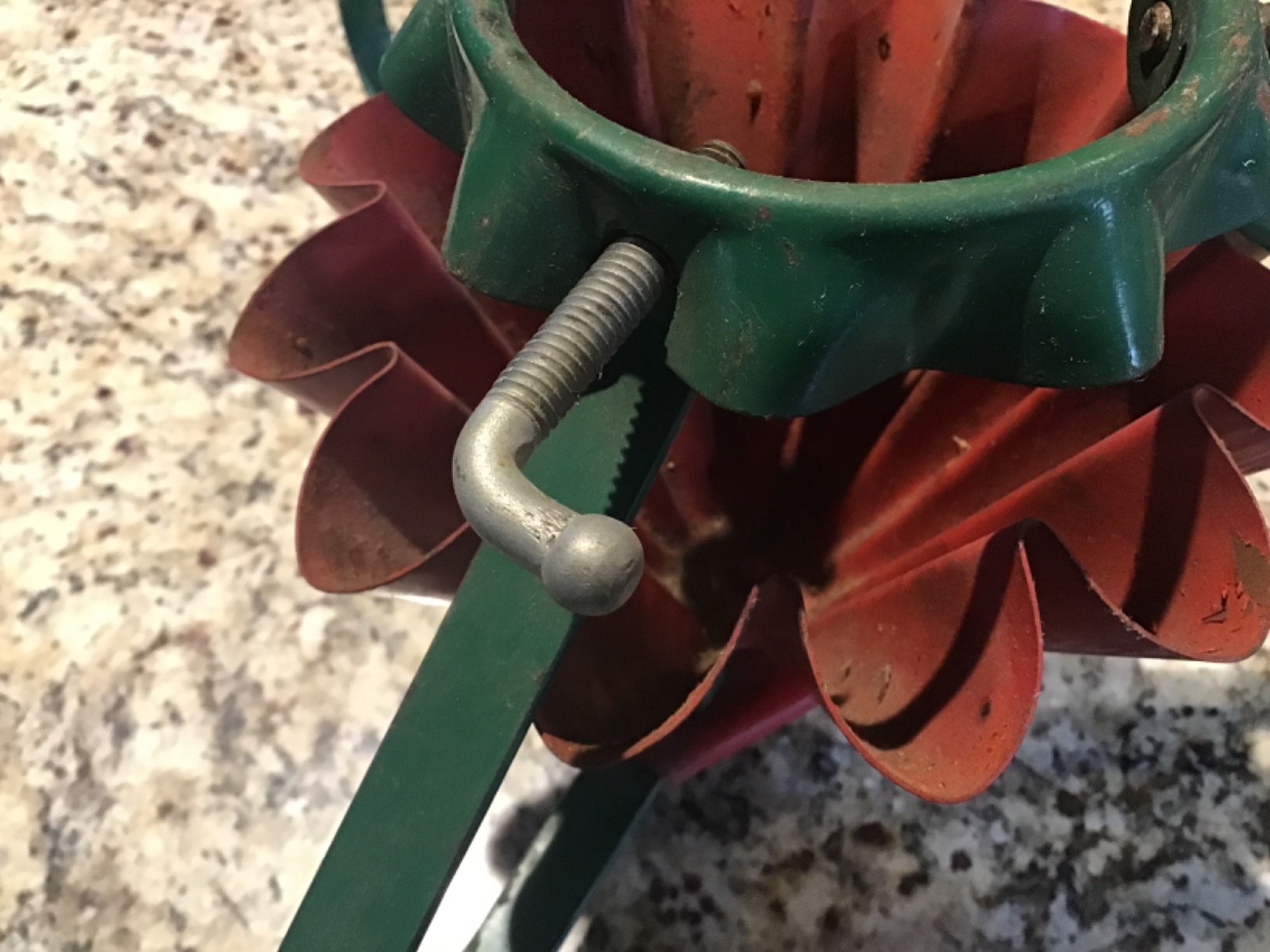 Vintage Metal Live Christmas Tree Stand Red & Green Fluted Water Holder USA