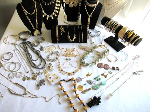 Vintage & Modern Costume Jewelry Lot~ gold silver plated~85 pcs