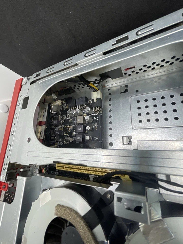 (No probado) ASUS - ROG G20 i5 sin RAM, SIN disco duro, sin tarjeta de video y más... Foto 4 de 4