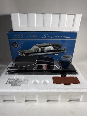 Crown Royale Landau 1959 Cadillac Superior Hearse 1:18 w/ Casket & Truck - Image 1 of 4