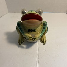 Vintage Battery Operated Tin Frog
