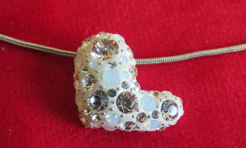 Swarovski Serie Alana: Collana Con Pendente A Cuore - Immagine 2 di 4