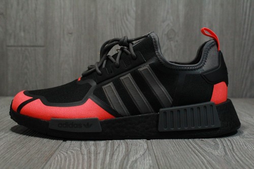 Adidas NMD_R1 Mens Shoes Sneakers Black Red Running Trainer GZ9274 Size 10.5-13