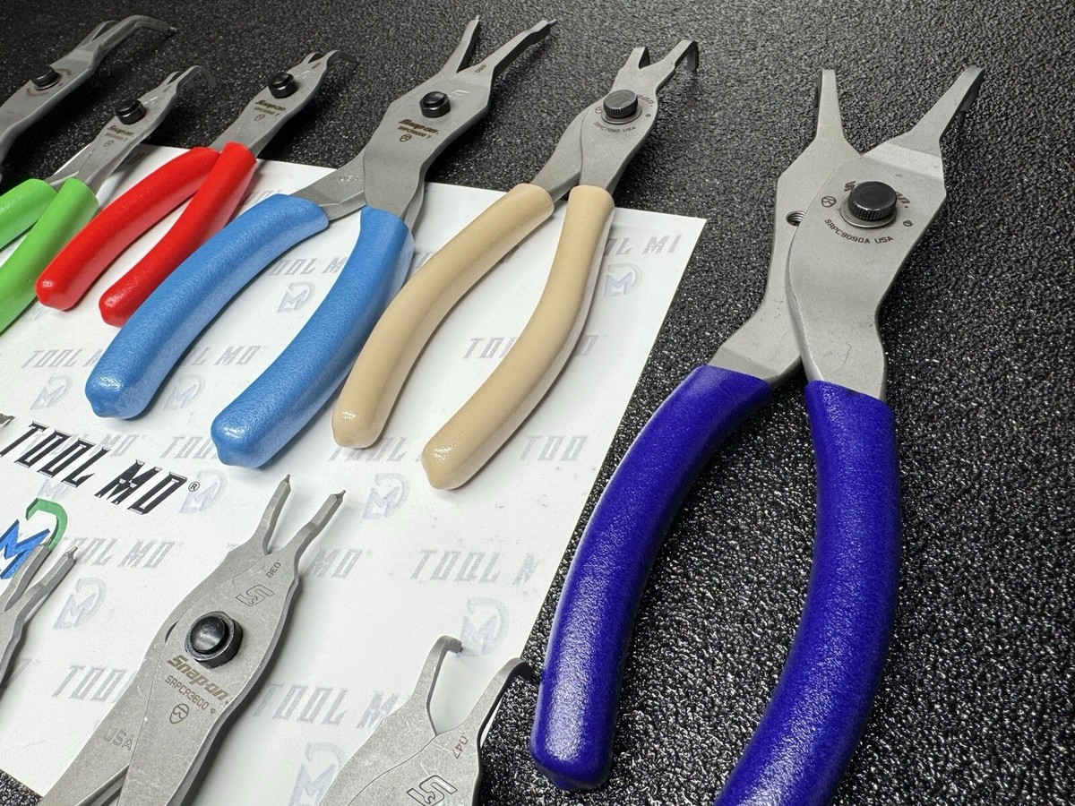 Snap-on Tools NEW ASSORTED COLOR Master 12-Piece Snap Ring Plier
