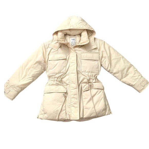 Abercrombie Fitch Women's Cream Air Cloud Mid Puffer Jacket Size