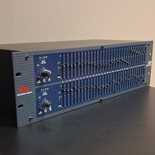 dbx 1231 Dual Channel 31-Band Graphic Equaliz...