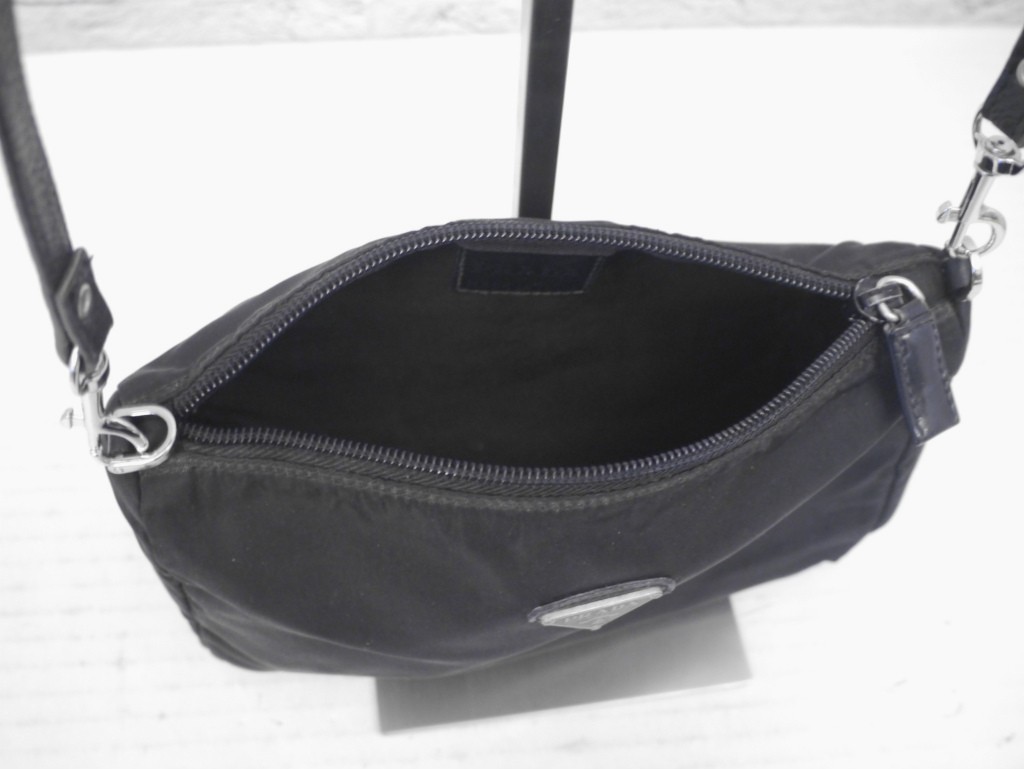 Prada Tessuto Nylon Shoulder Bag Black Vintage Authentic thumbnail 7