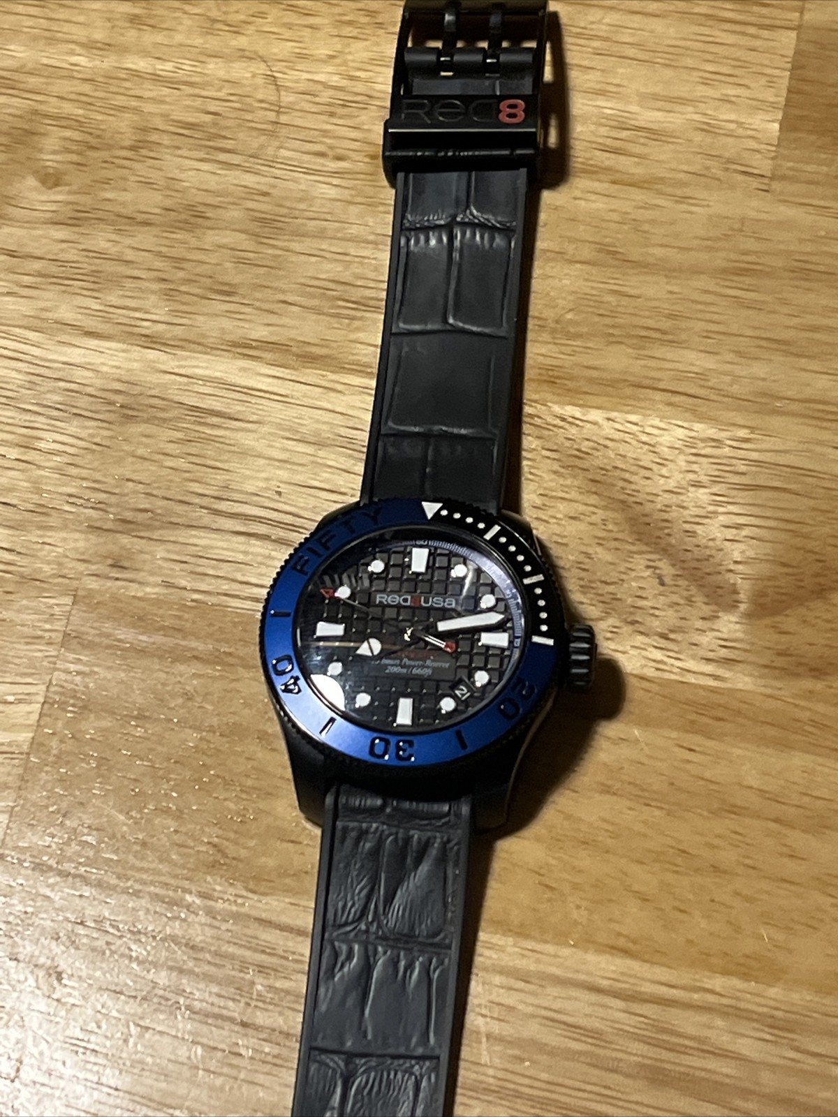 Red8USA   Automatic Dive Watch - image 3