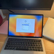 Apple MacBook Pro 13.3in (2017) i5 3.10GHz 8GB 256GB SSD Space Grey (READ BELOW)