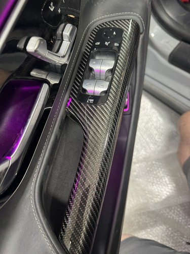 Mercedes W232 SL63 AMG Carbon Fiber Trim - Picture 5 of 5