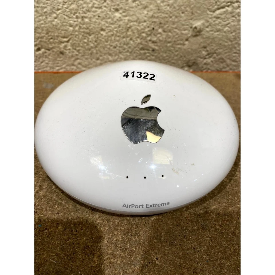 Apple A1034 AirPort Extreme Base Station Wireless G Router Ethernet USB 54 Mbps - Image 2 of 4