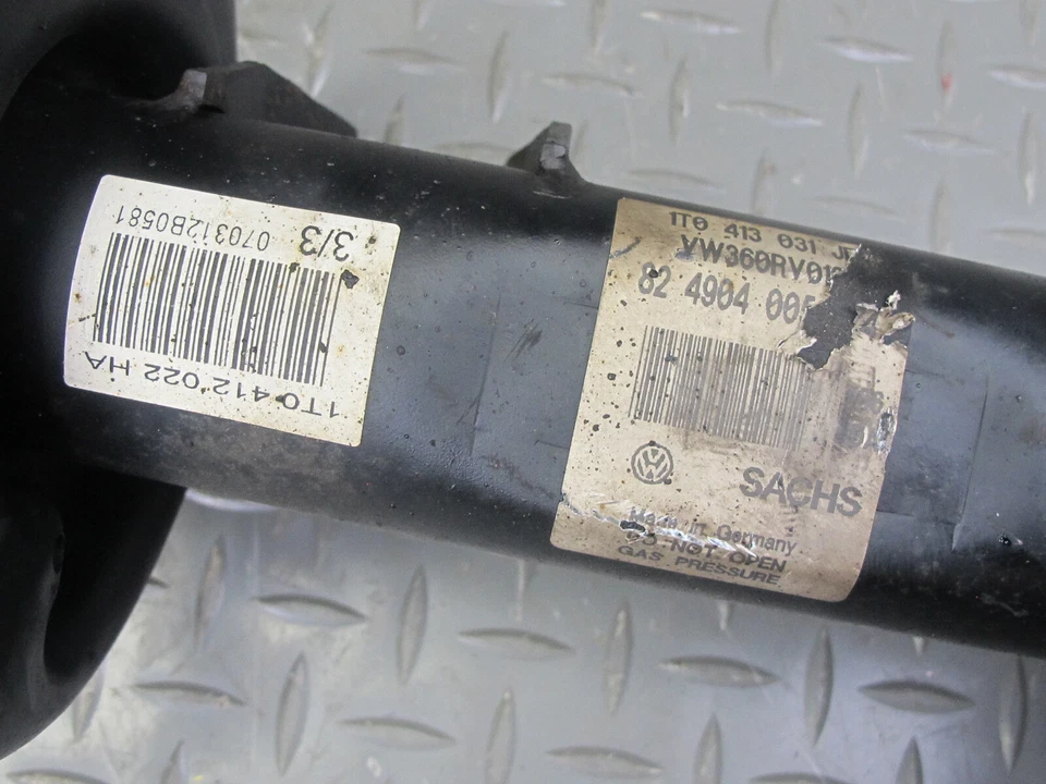 12-13 VW GOLF R MK6 SUSPENSIÓN DELANTERA IZQUIERDA Y DERECHA PUNTAL JUEGO AMORTIGUADOR OEM Foto 3 de 4