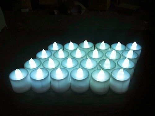 LED Candle Lamp Super Realistic Flameless Electronic Tea Light Multicolor RLM710 - Picture 16 of 16