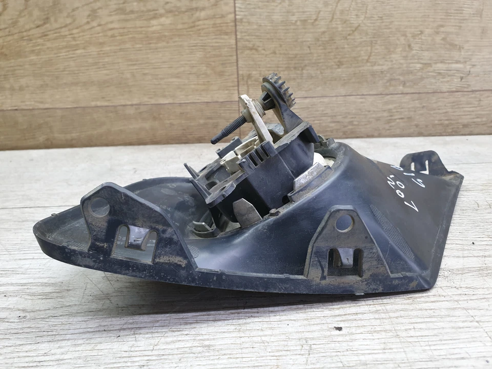 Faro antiniebla delantero peugeot 207 d/s 9688091877 2010 Foto 4 de 4