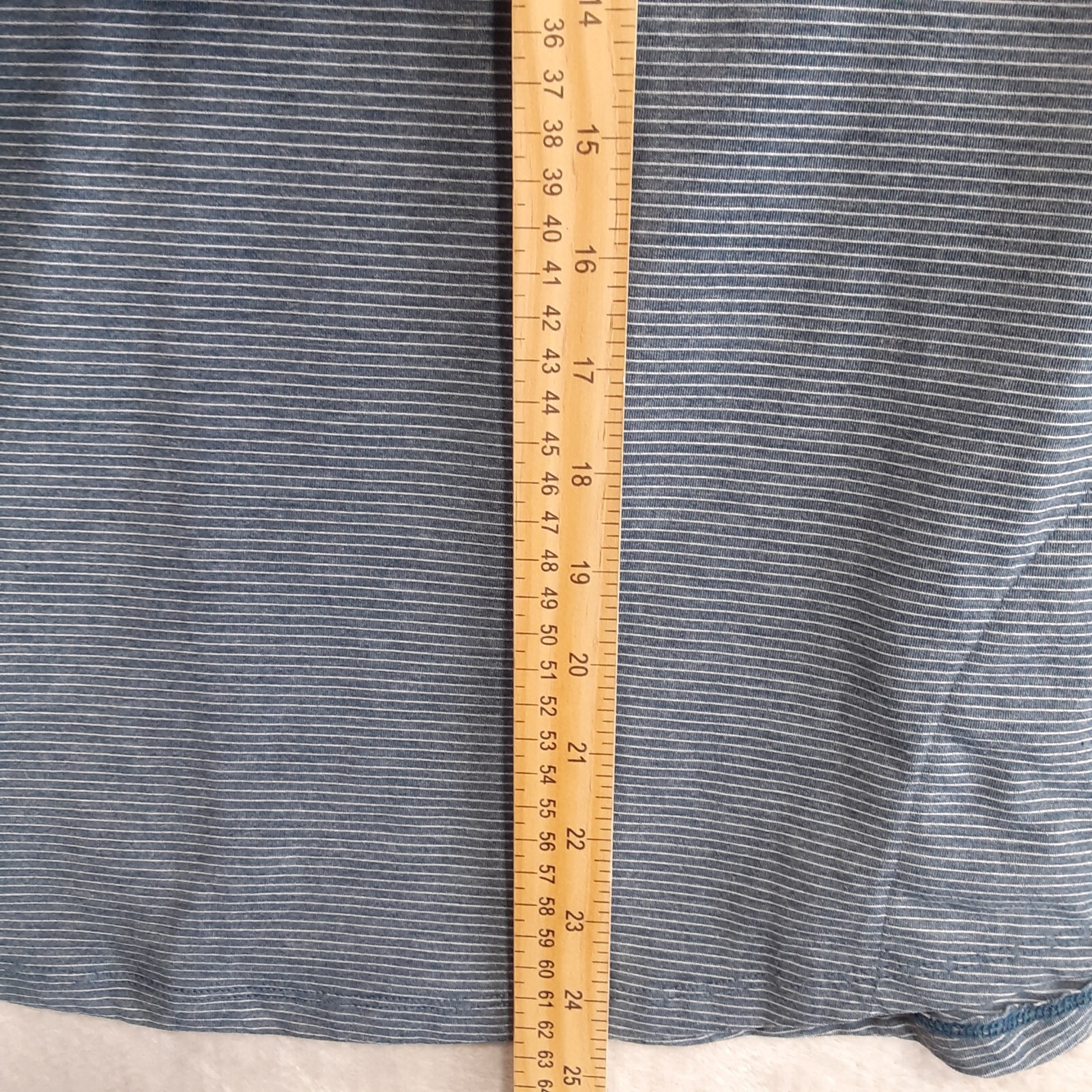 Under Armor Womans Run Threadborne Pullover LS Ho… - image 11