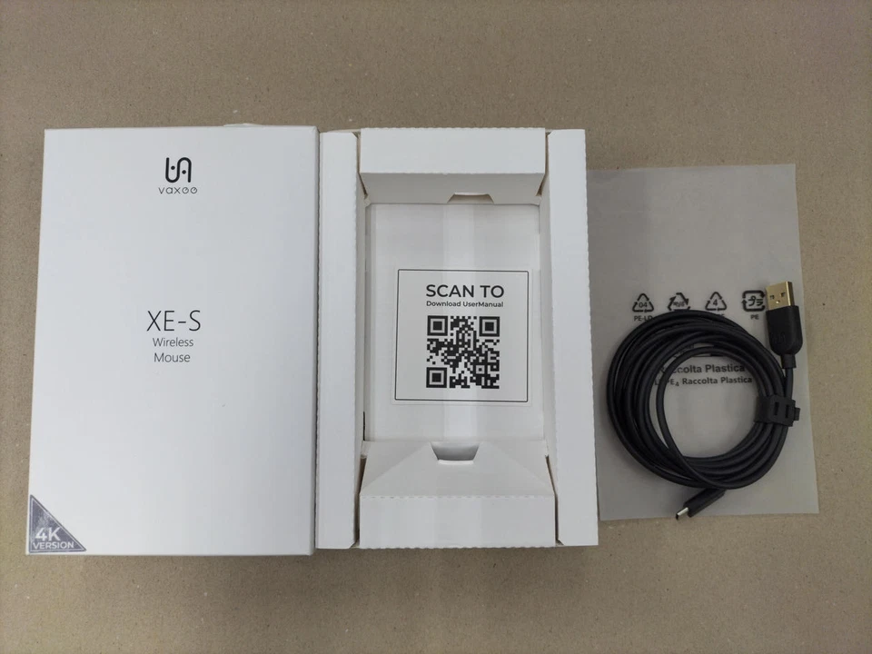 Vaxee XE-S Wireless Gaming Mouse Blue Good Condition Used - Image 2 of 4