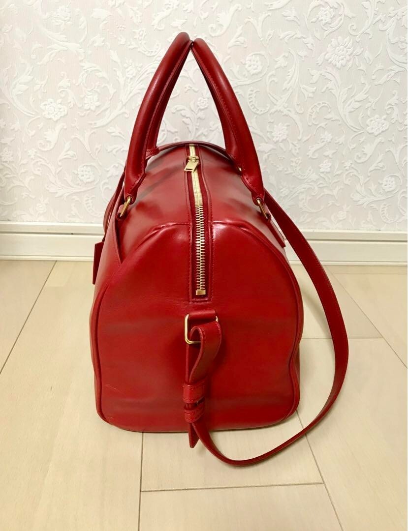Borsa a tracolla Saint Laurent Duffle 6 in pelle 2 vie Boston rossa usata