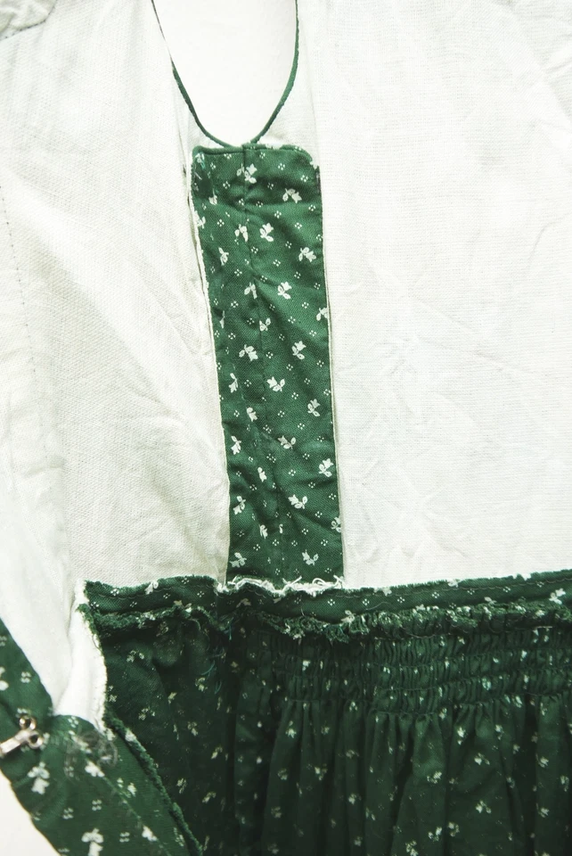 Klasse 70er Vintage Wenger Dirndl grün Borte und Feinmuster mit Schürze Gr.30 - Bild 4 von 4
