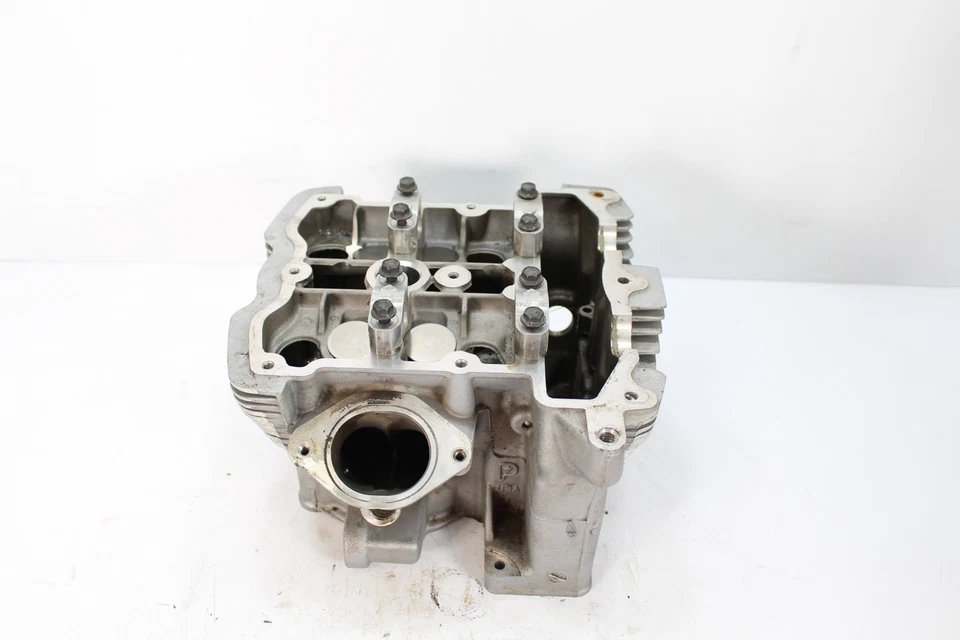 2006 HARLEY DAVIDSON VRSCR STREET ROD REAR CYLINDER HEAD WITH VALVES - Image 2 of 4