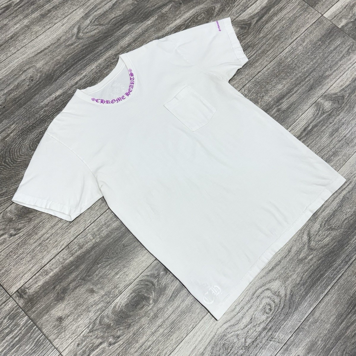 Size XL - Chrome Hearts Collar Print T-Shirt ' White Purple