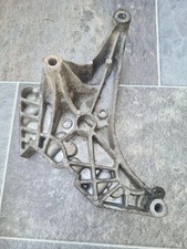 Support moteur Skoda 120