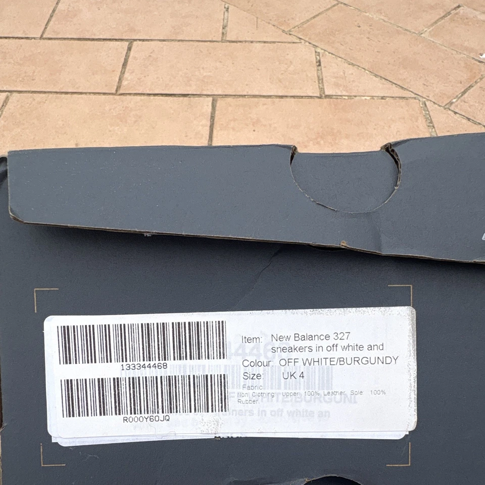 New Balance 327, foto 4 di 5