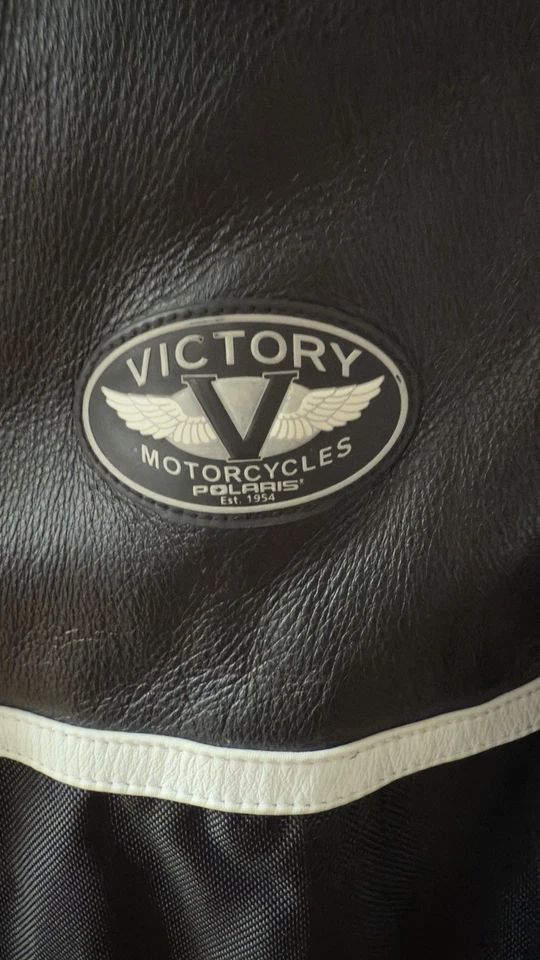 Victory Motorcycles Jacket Mens X-Large Leather Polaris Performance Vented - Image 2 of 4