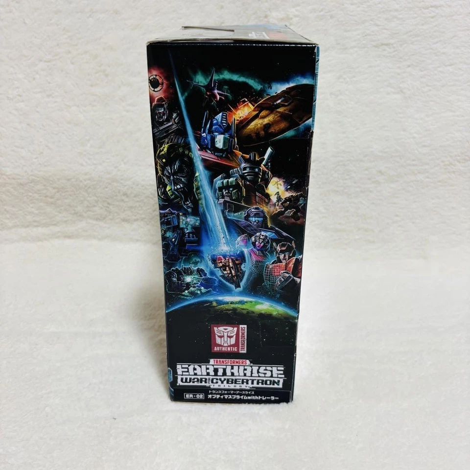 Takara Tomy Transformers Earthrise ER-02 Optimus Prime con rimorchio mai aperto - Immagine 4 di 4