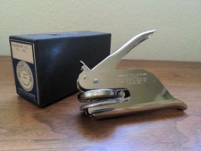 Vintage Transport Oil Co. Inc Wisconsin Corporate Seal Notary Embosser Stamper 